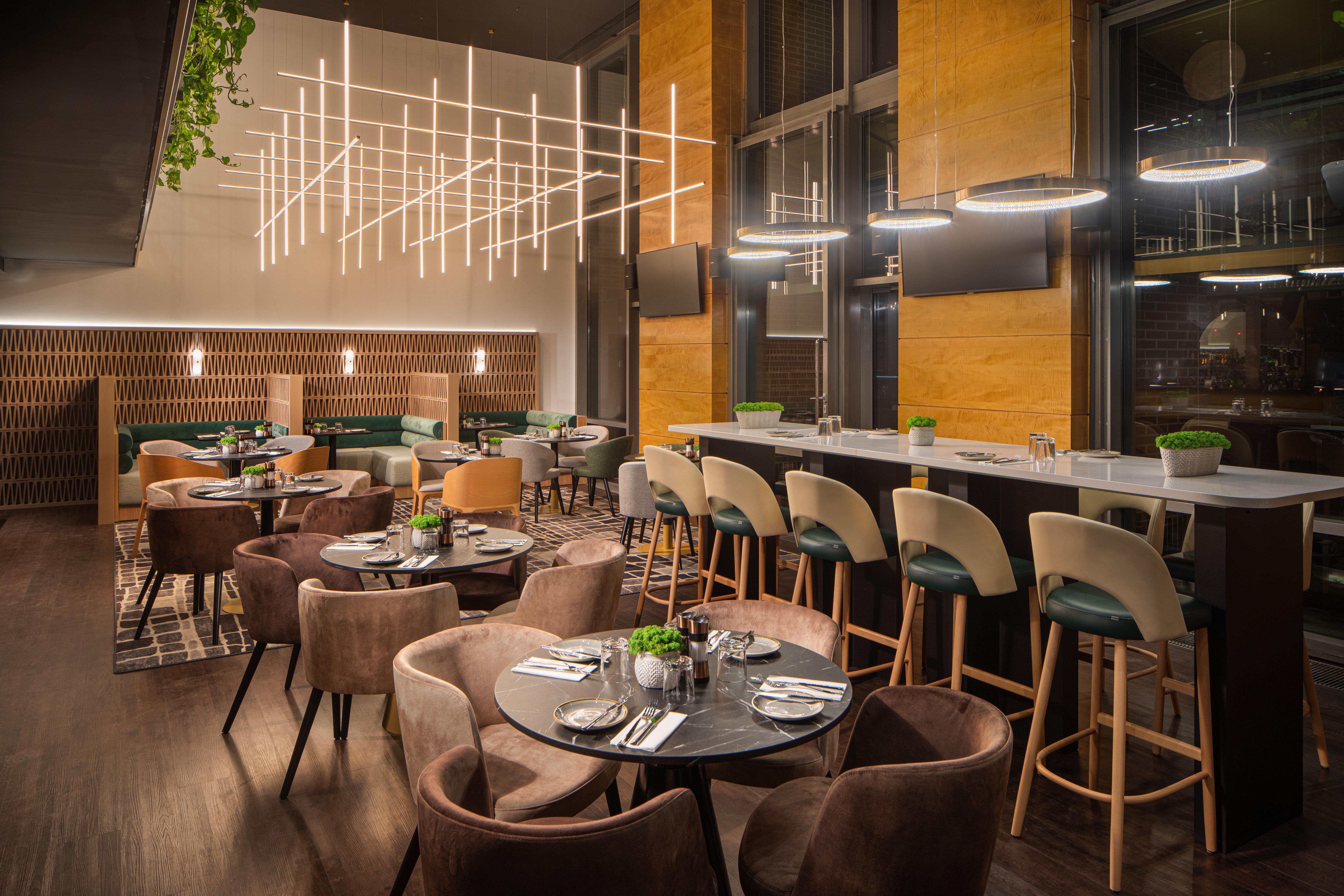 Crowne Plaza By Ihg Hotel